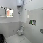 Klarisa * Golem (Tirana)