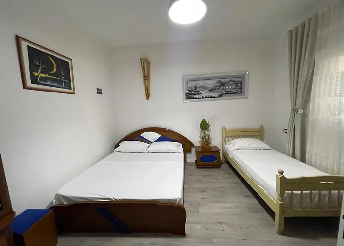 Lägenhet Klarisa Golem (Tirana)